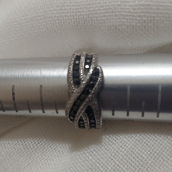 Sterling Silver Black Diamond Crossover Wave Band Ring Sz 7 - Picture 7 of 9